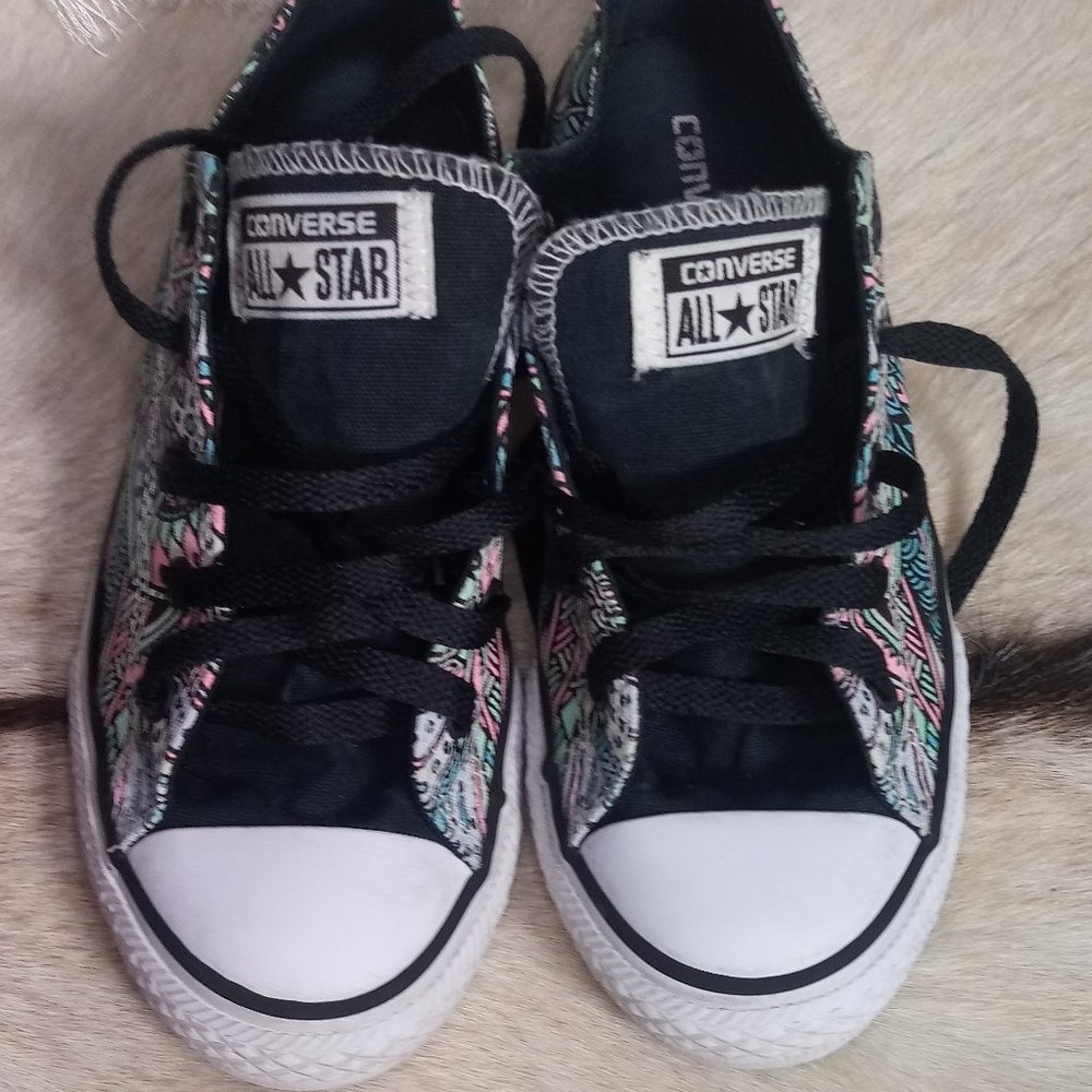 CONVERSE ALL STARS LOW TOPS MANDALA PRINT